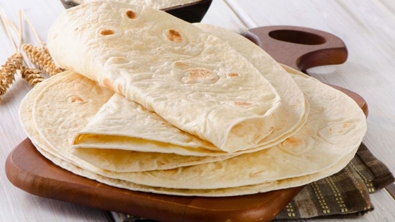 Advanced Silver Commercial Tortilla Maker Machine With Customizable Production Capacity And Sizes
